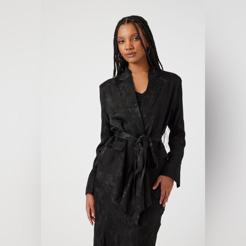 NWT Forever 21 Satin Belted Blazer